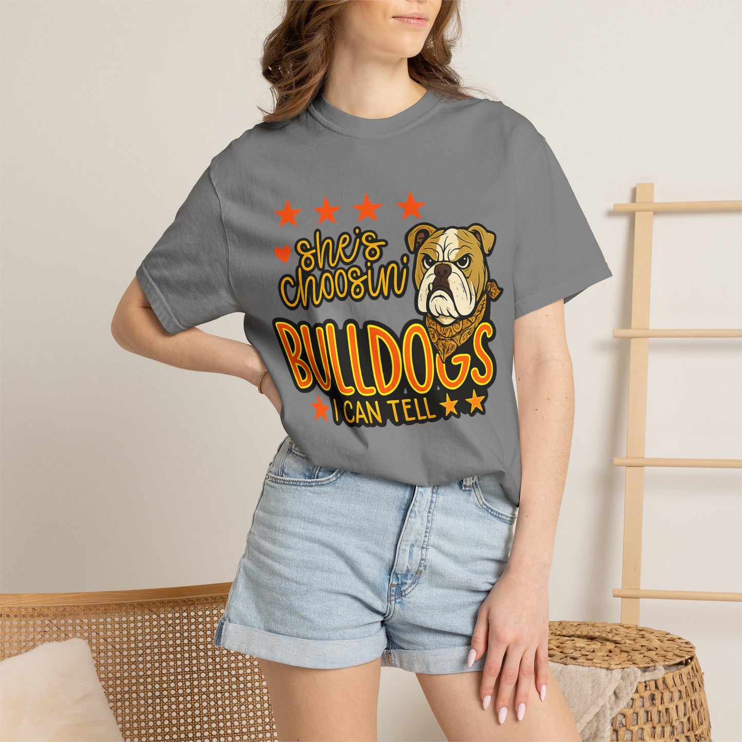 Comfort Color "She’s Choosin’ Bulldogs I Can Tell" Graphic T-Shirt