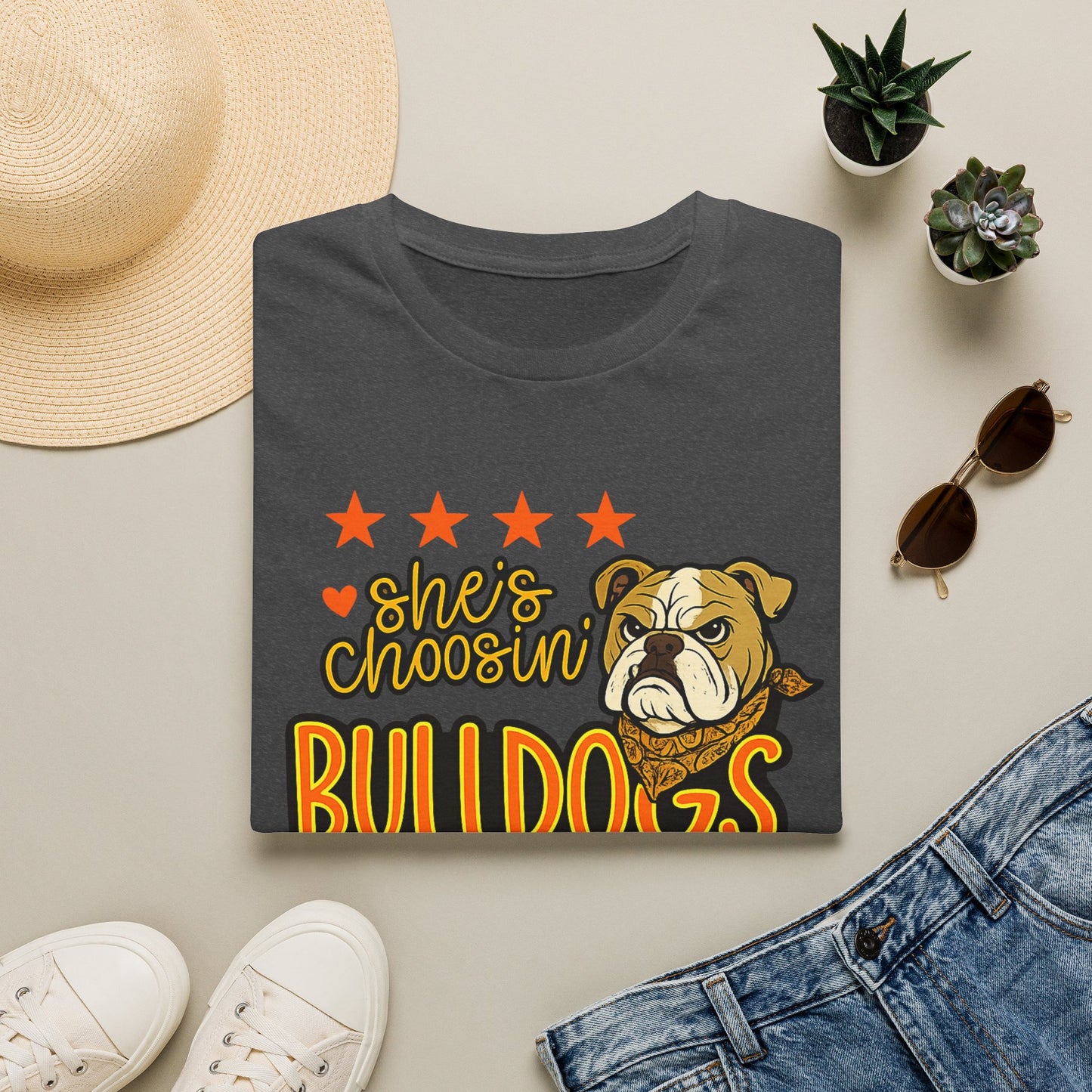Softstyle She's Choosin' Bulldogs T-Shirt — Graphic tee