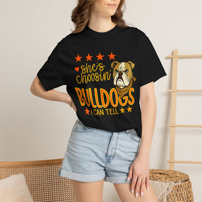 Comfort Color "She’s Choosin’ Bulldogs I Can Tell" Graphic T-Shirt